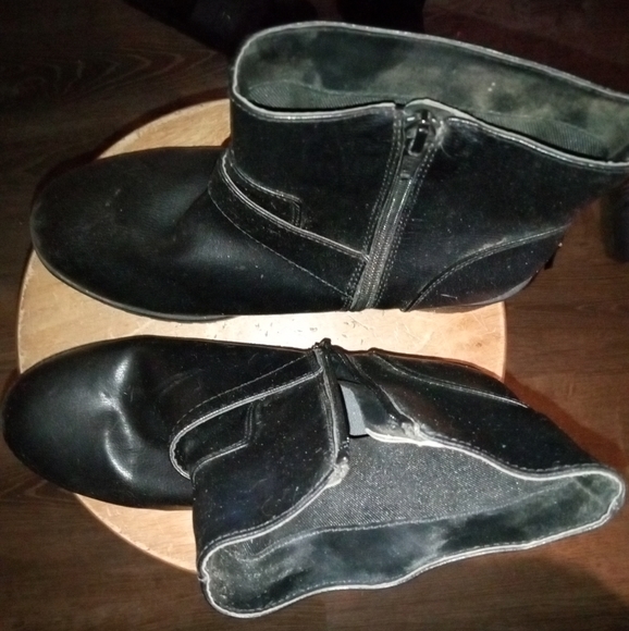 Black chunky short boots size 10 womens - Picture 1 of 6